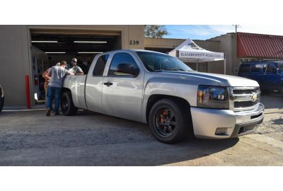 KnKut Silverado – Lowered on Belltech kit w/ Konig HT2 wheels