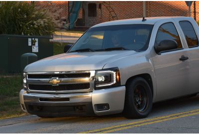 KnKut Silverado – Lowered on Belltech kit w/ Konig HT2 wheels